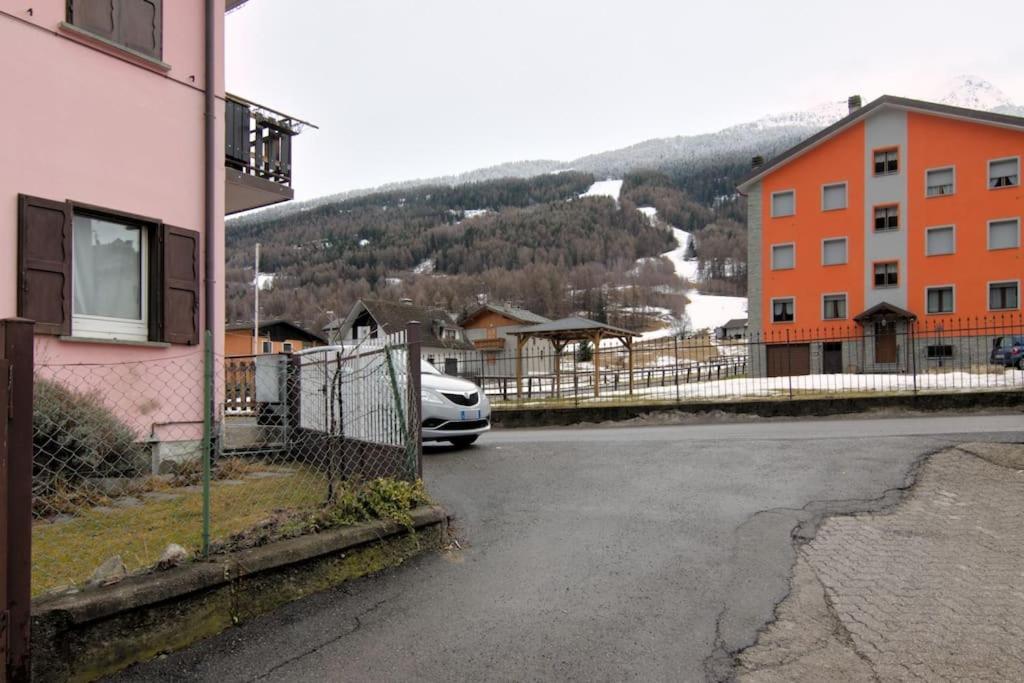 Aprica Alpine Loft Centralita E Park Free Bagian luar foto